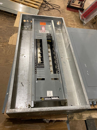 Square D NQOD Panelboard 100A 208/120V 3PH 4W 42 Circuit Indoor Encl MCB QOB3100 P648 Used