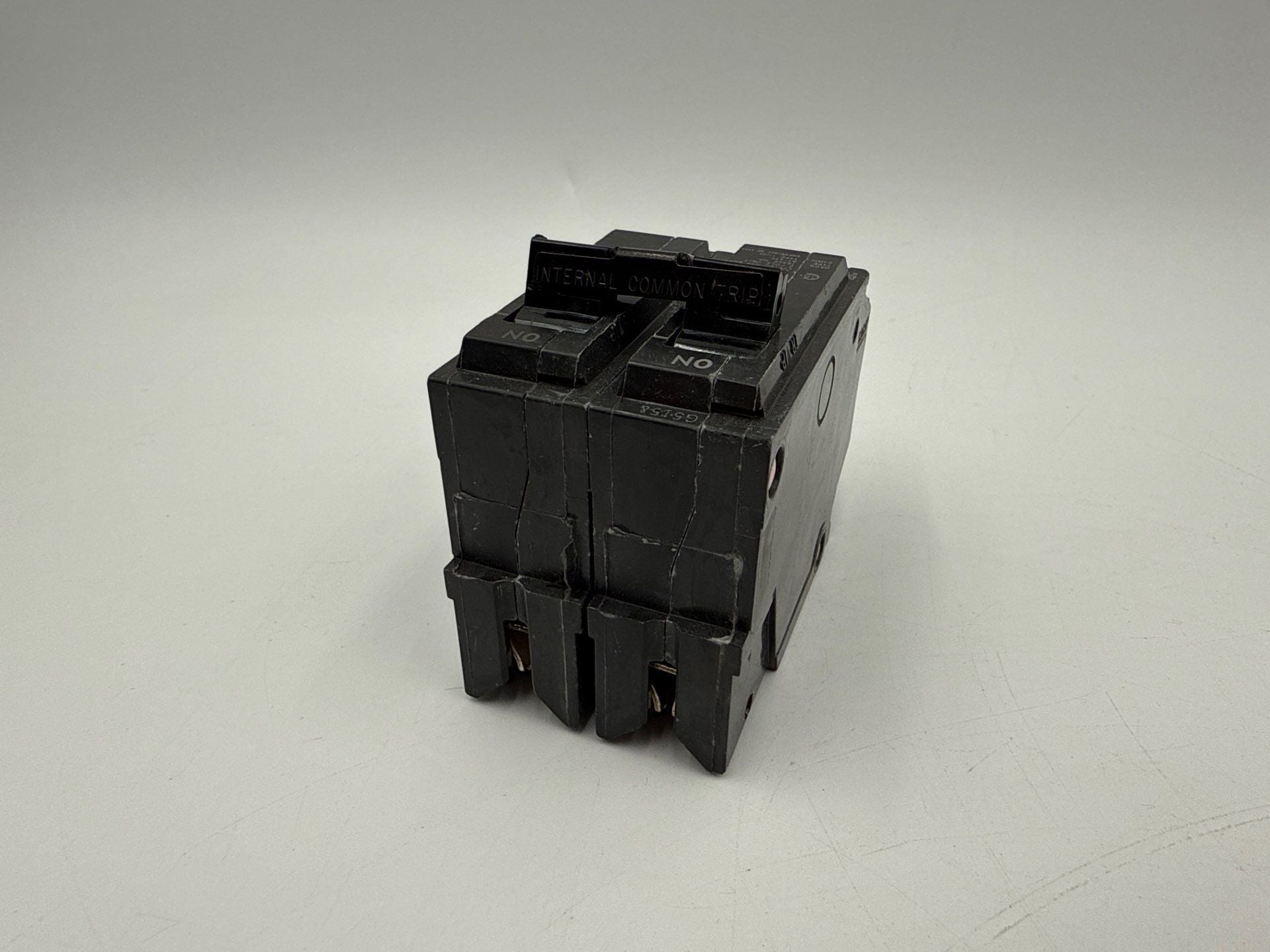 GE THQL2160 Plug On Circuit Breaker 60A 2P 120/240V THQL 60 Amp 2 Pole Used