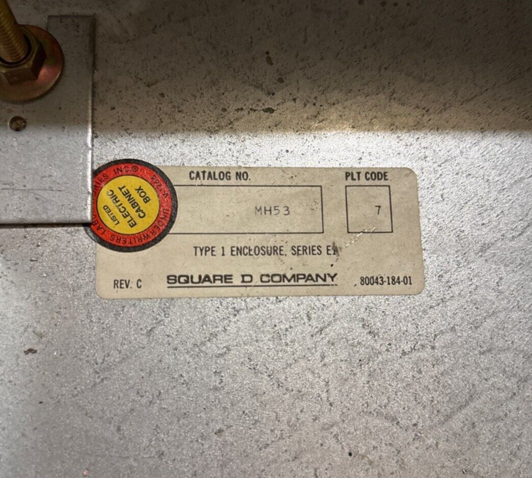 Square D NQOD Panelboard 400A 208/120V 3PH 4W 42 Circuit Indoor Encl MLO MH53 P624 Used