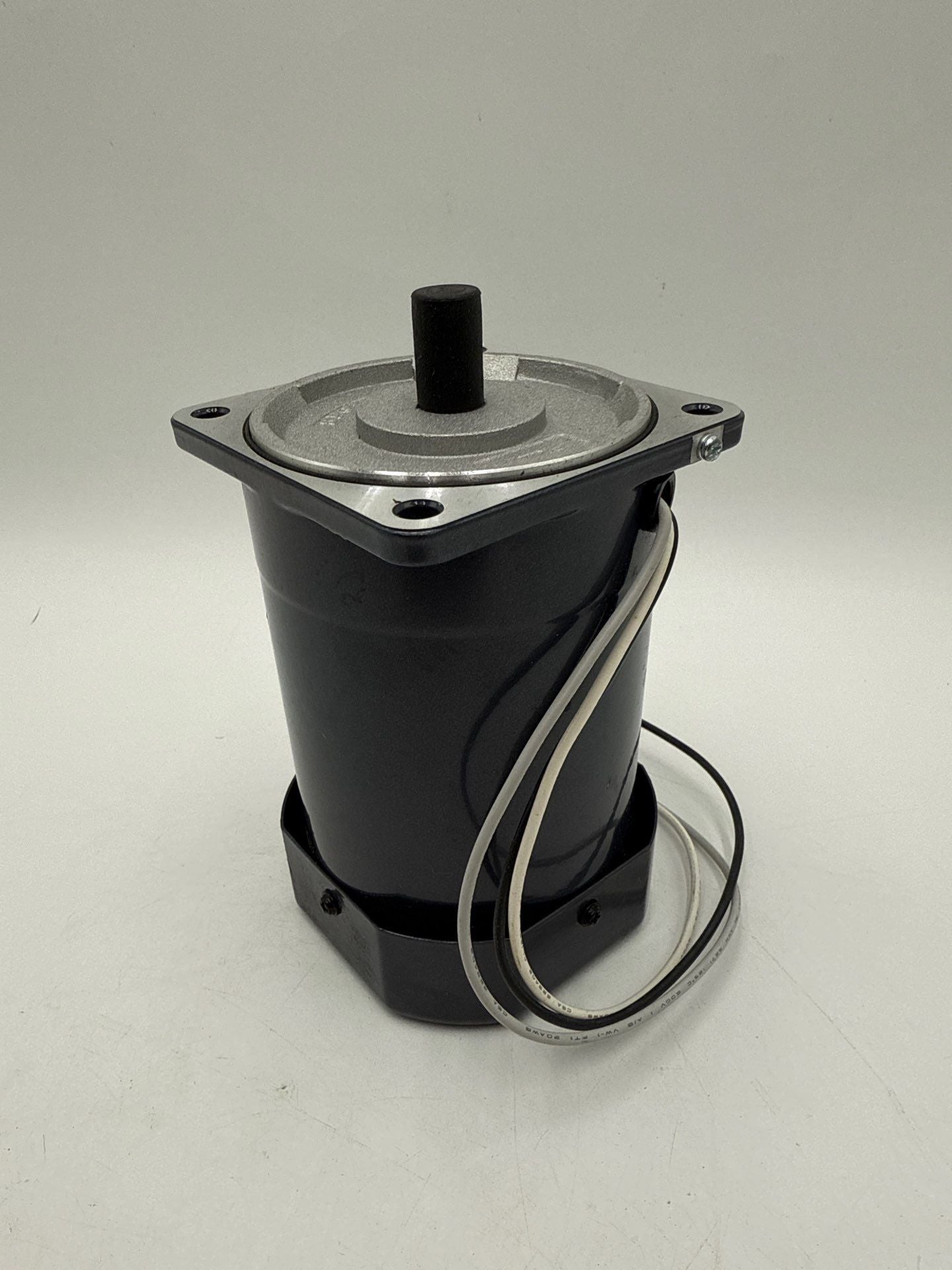 SPG S9I120GE-Z13 Induction Motor 120W 1PH 115V 1600RPM New