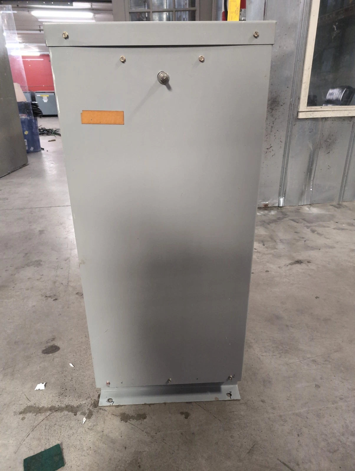 112.5KVA GE 9T23Q9565G03A Transformer Pri 480V Sec 208/120V 3PH Indoor Encl Used
