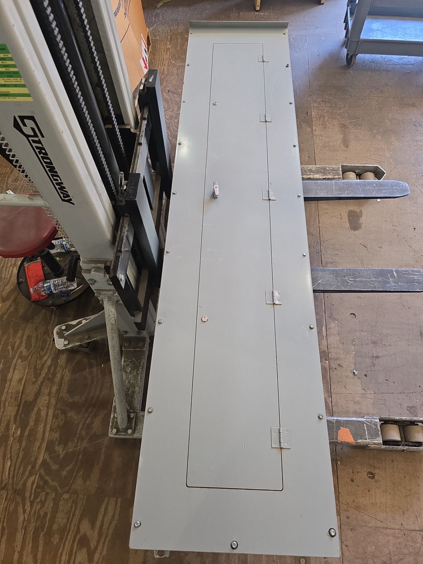 Eaton PRL3A Panelboard 600A 208Y/120V 3PH 4W MLO 3R Encl Outdoor Used