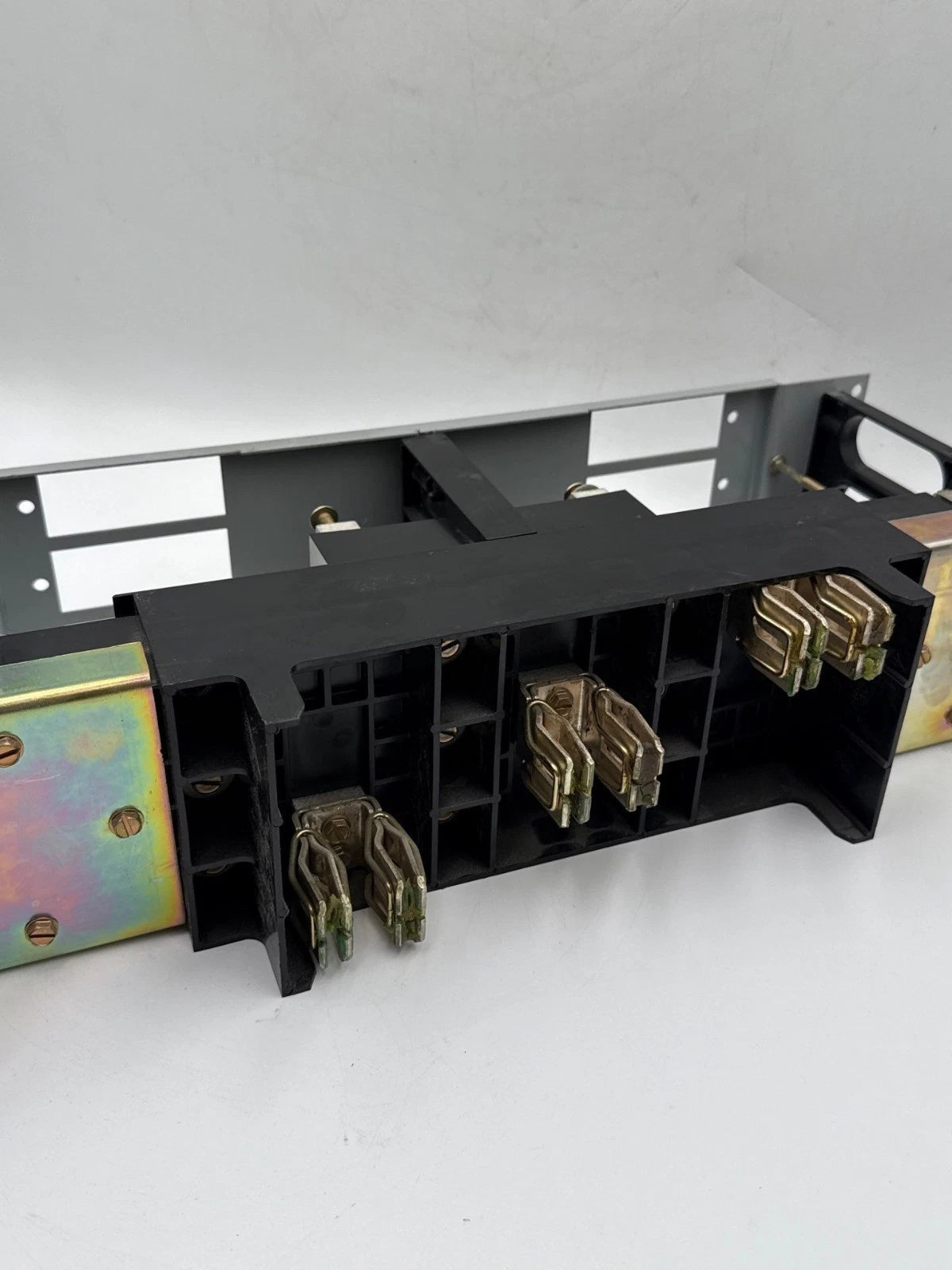 GE AMC6QD APN Circuit Breaker Module 450A 240V Max 6 Pole TQD THQD Spectra Serie Used