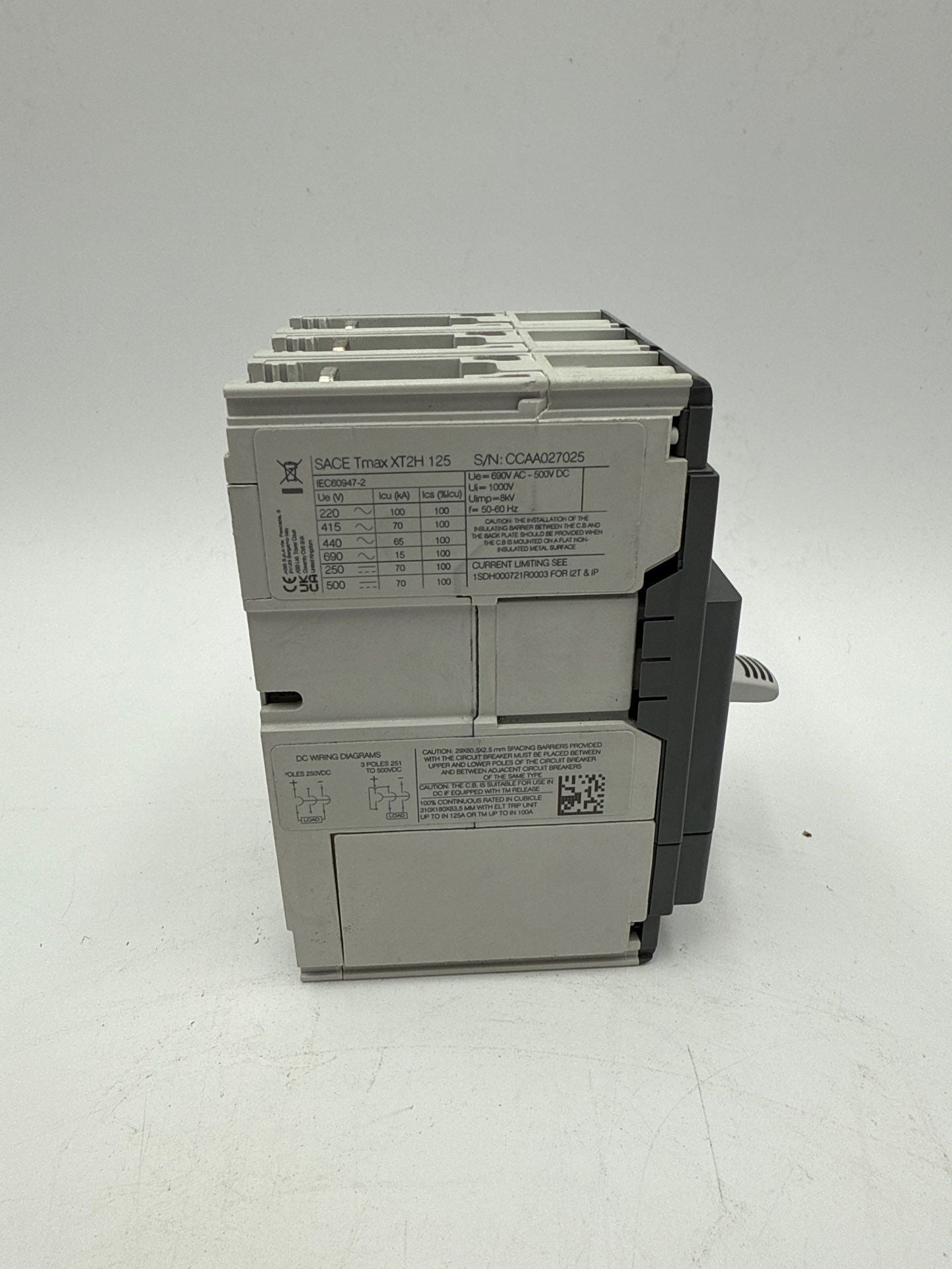 ABB XT2HQ3050AFF000XXX Circuit Breaker 50A 3P 600V SACE Tmax XT2H 125 Used