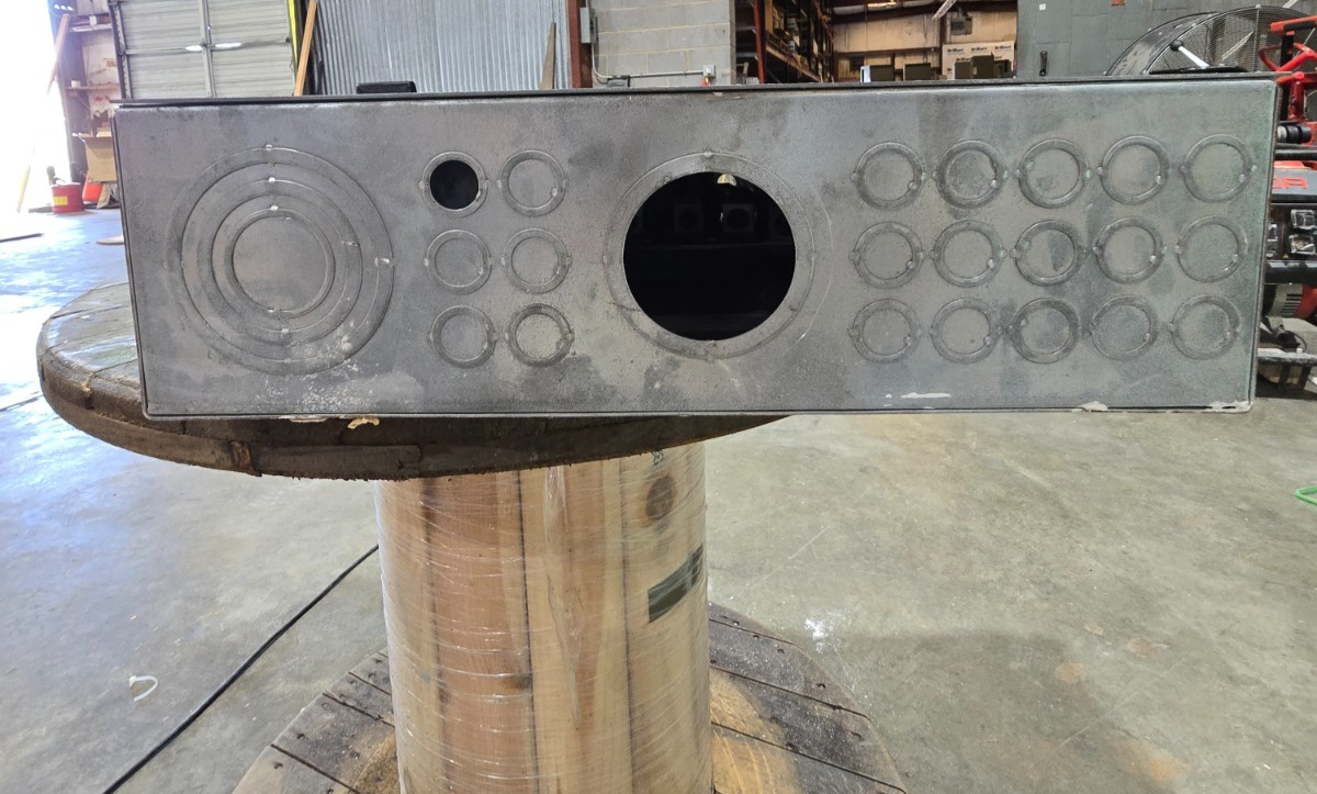 Square D NQOD430L225 Panelboard 225A 208/120V 3PH 4W MLO Panel 225 Amp 30 Cir Used