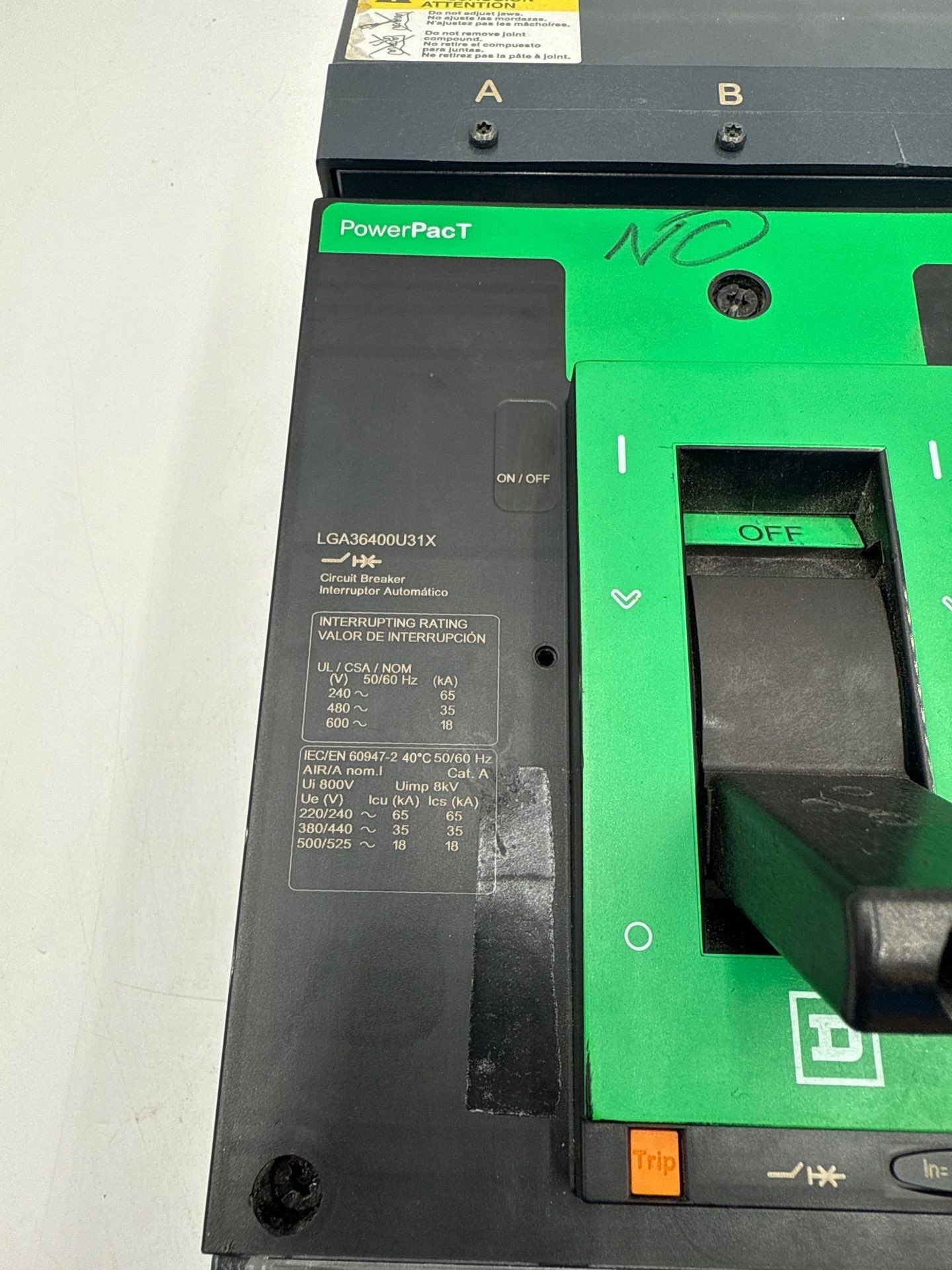 Square D LGA36400U31X I-Line Circuit Breaker 400A 3P 600V LGA 400 Amp 3 Pole Used