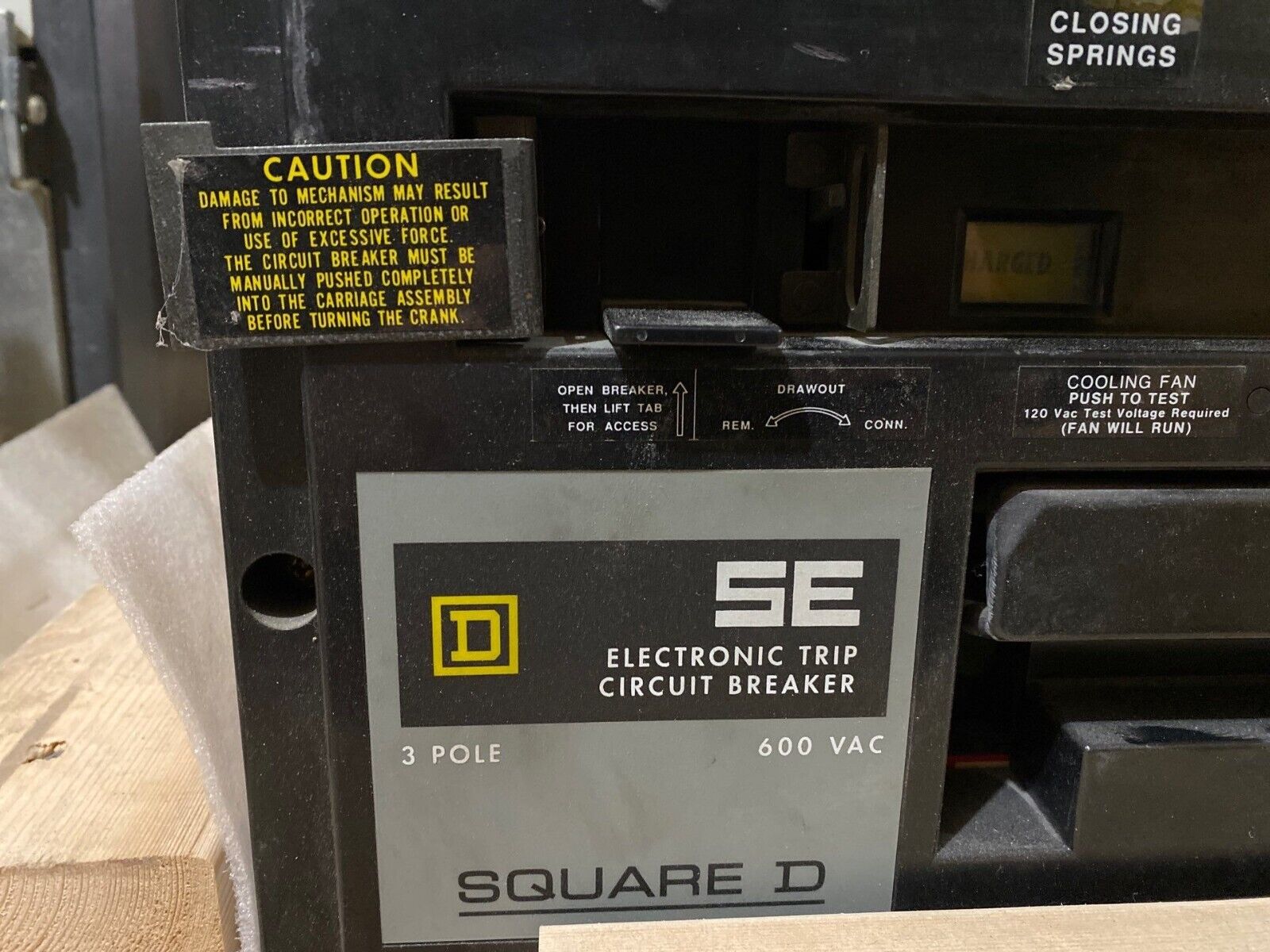 Square D SED364000LIG Used