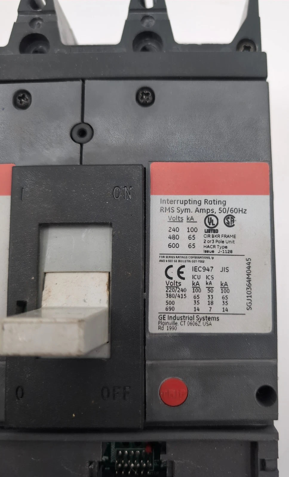 General Electric SGLA36AT0400 Circuit Breaker 400A 3P 600V SGLA 400 Amp 600VAC New