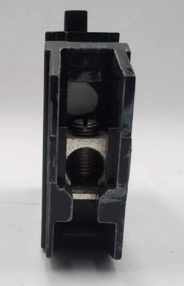 General Electric TEY150 Bolt On Circuit Breaker 50A 1P 277V TEY 50 Amp 1 Pole Used