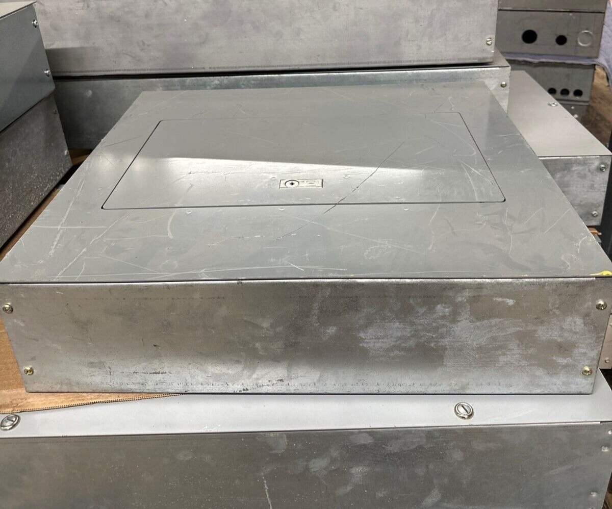 Square D NQOD Panelboard 100A 120/208V 3PH 4W MLO 24 Circuit Main Lug 100 Amp P103 Used