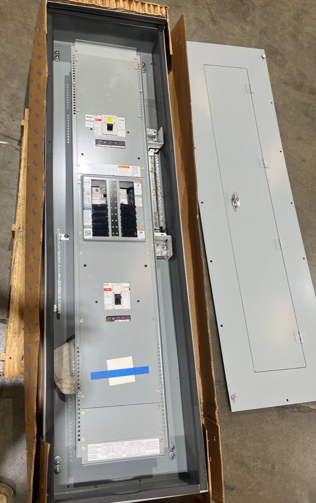 Eaton PRL2A Panelboard 400A 480/277V 3PH 18Cir MCB Panel 250A Subfeed 3R Encl