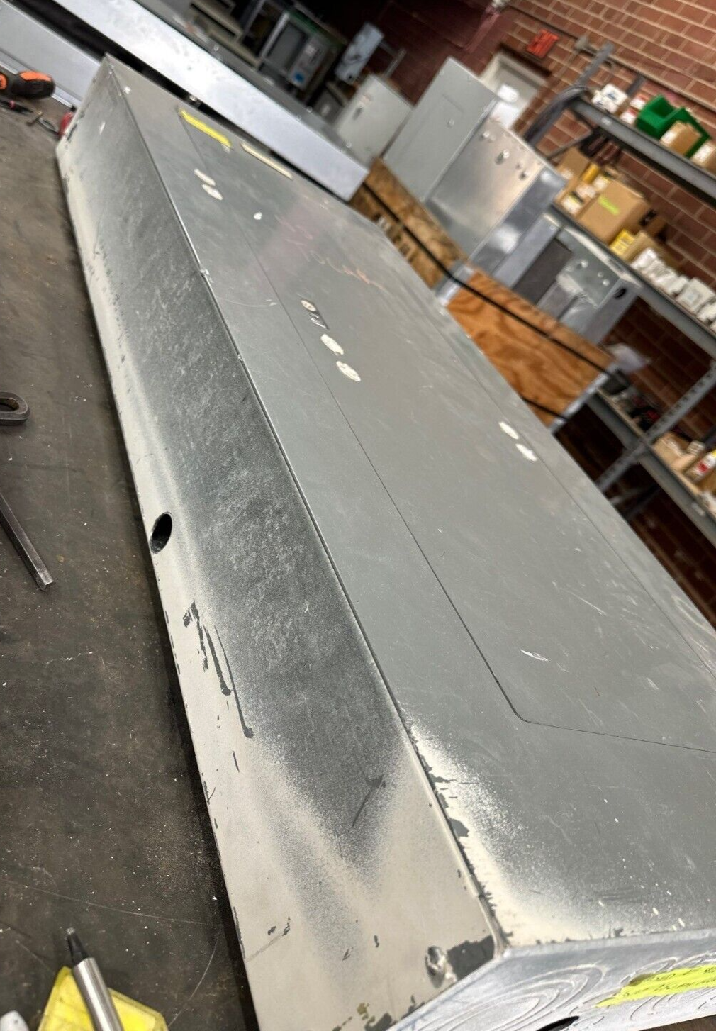 Square D 250A NF Panelboard 600Y/347V 240V 3PH 4W 42 Cir Box MH44 250 Amp P398 Used