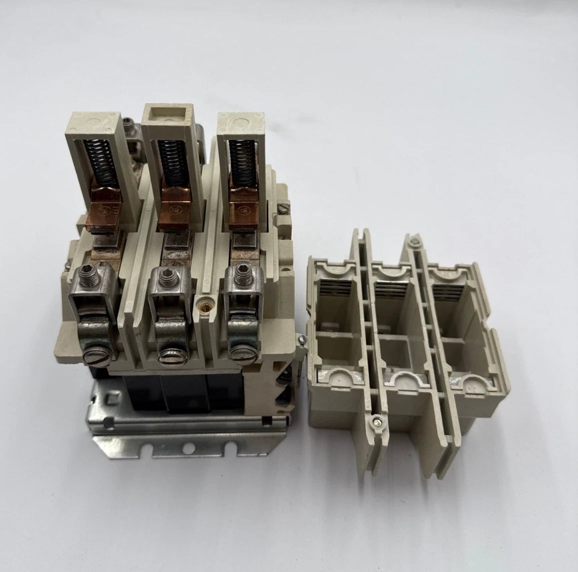 Westinghouse A201K3CA Contactor Size 3 90A 3P 600V 3PH 50HP Coil 110/120V Used