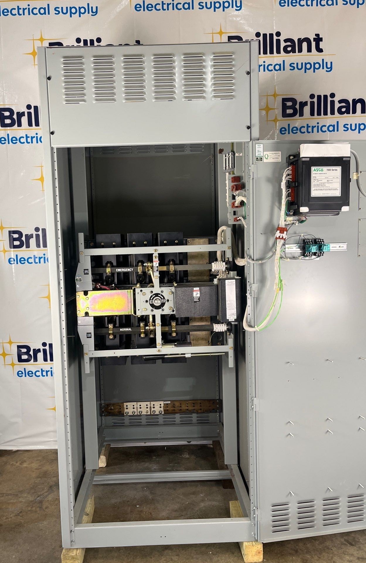 ASCO 7000 Series Automatic Transfer Switch 2000A 480V 3PH G7ATSA32000N5C Used
