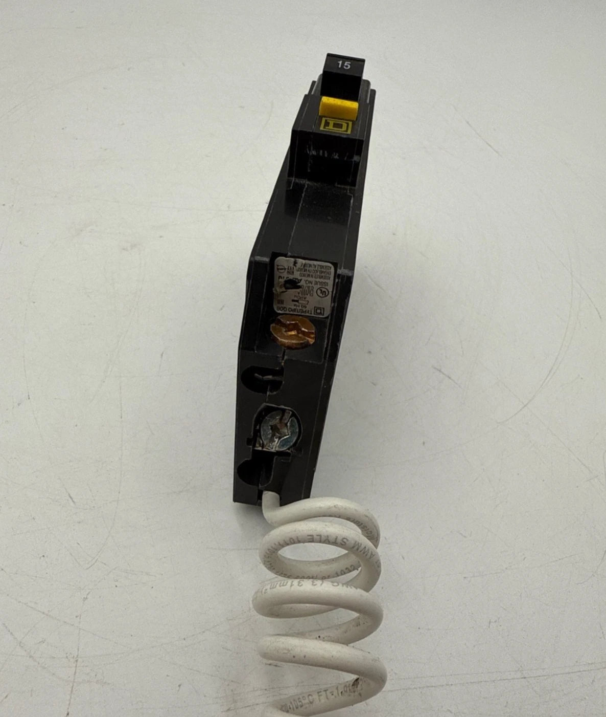 Square D QOB115GFI Circuit Breaker 15A 1P 120V QOB 15 Amp 10kA Ground Fault Used