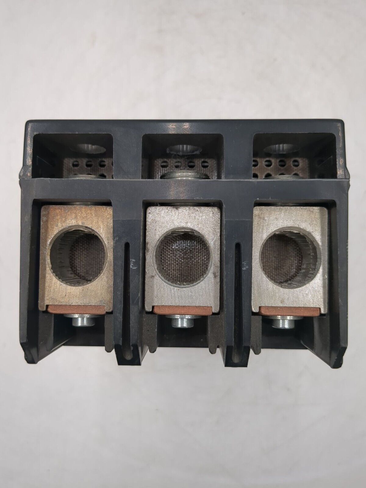 Square D KGL32225 Used