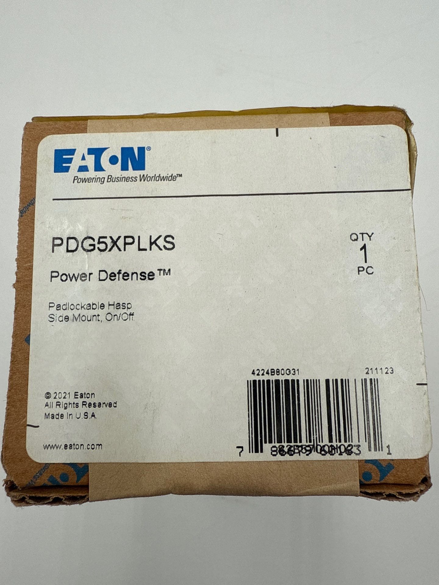 Eaton PDG5XPLKS Power Defense L/R Side Padlockable Hasp PD5 Global Frame J-K New