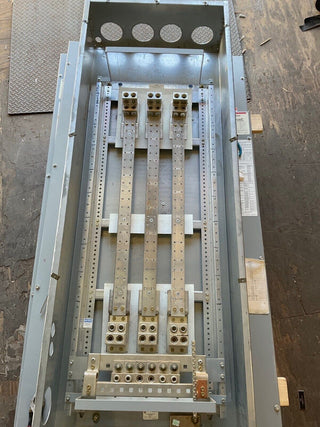 Cutler Hammer PRL4B Panelboard 800A 480/277V 3PH 4W MLO Indoor BX2473 800 Amp P666 Used