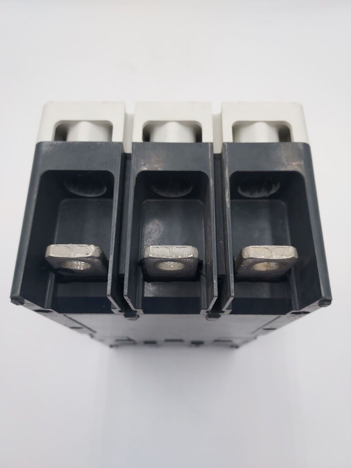 Eaton LGH3630ONN Used