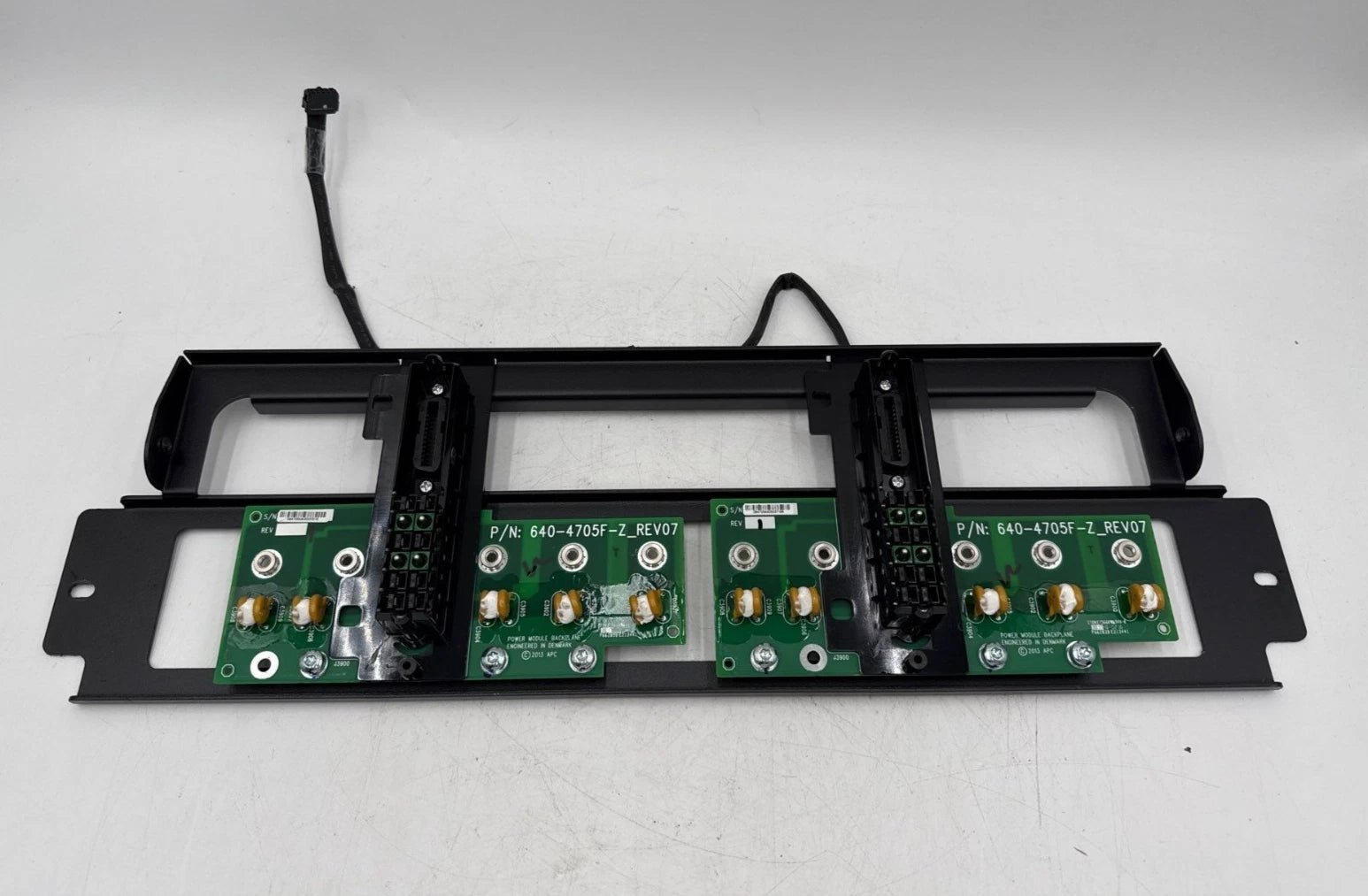 APC 640-4705F-Z REV07 Power Module Backplane UPS System Replacement Part Used