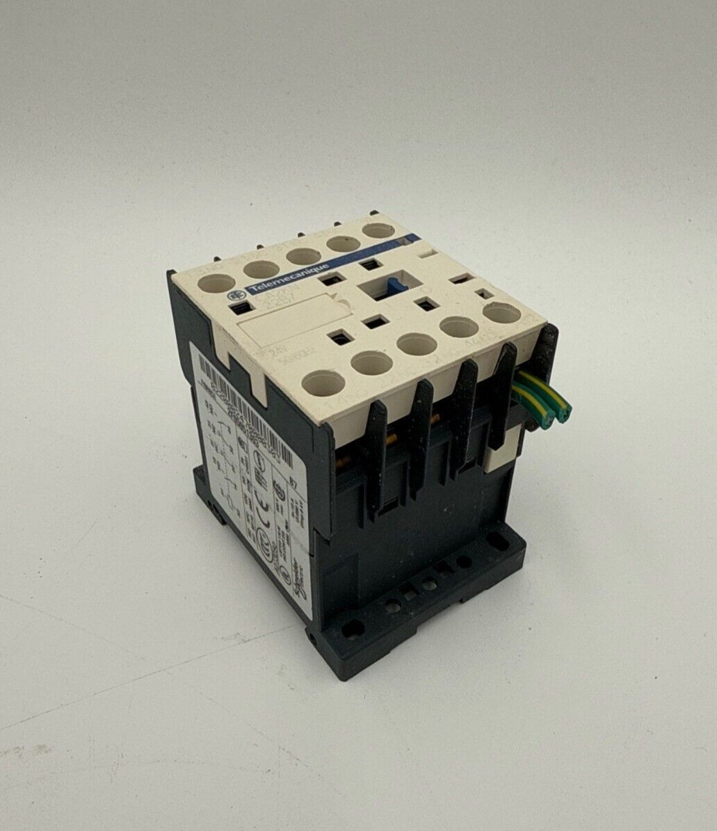 Telemecanique CA2KN22B7 Used